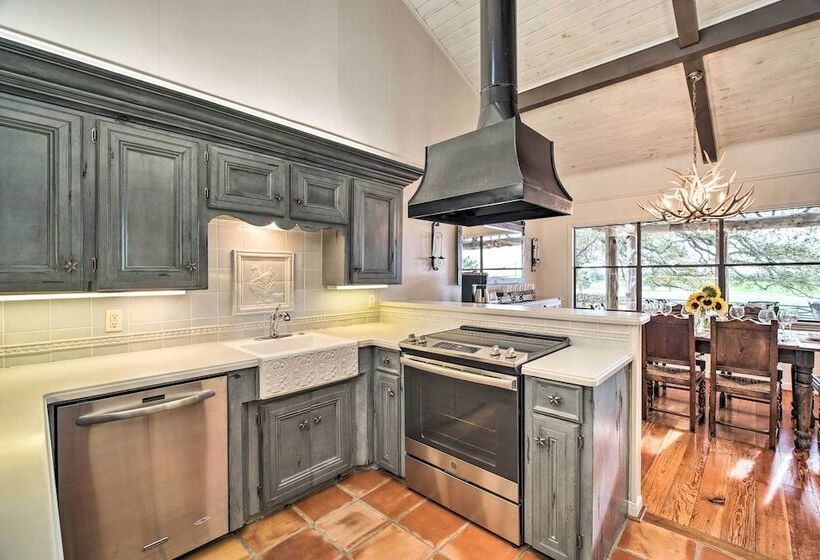 Idyllic  Century Oaks Farm  In New Ulm On 46 Acres