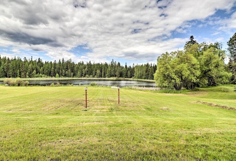 Newly Renovated, Eureka Lakefront Retreat!