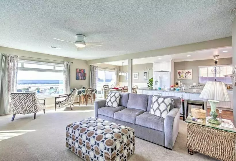 Oceanfront Escape: Steps To Imperial Beach!