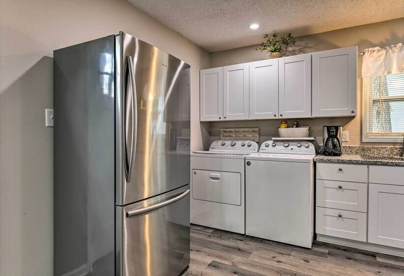 Pet Friendly Kannapolis Home W/ Fenced In Yard!