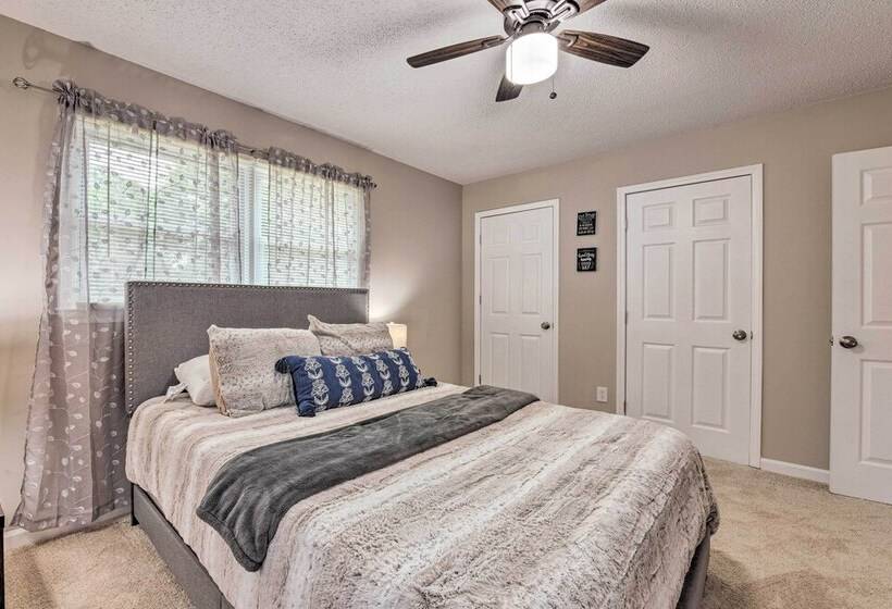 Pet Friendly Kannapolis Home W/ Fenced In Yard!