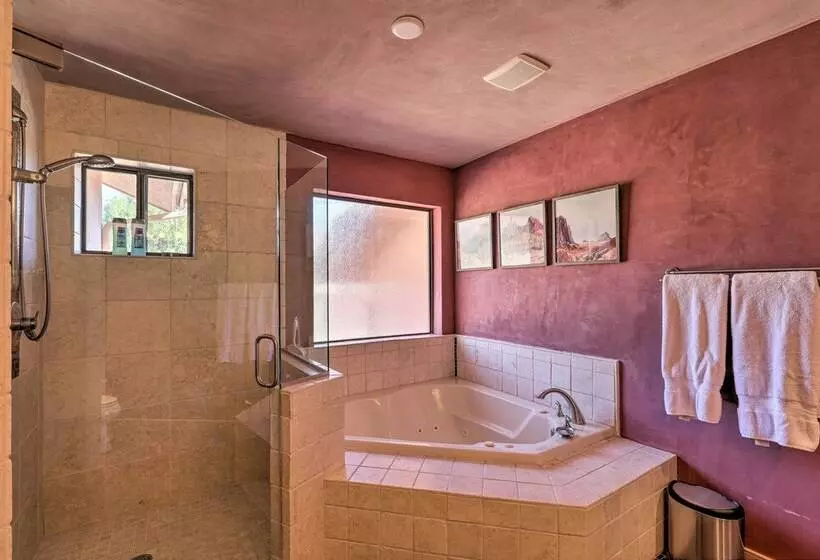 5 Mi To Butte Creek Trail: Prescott Home W/ Deck!