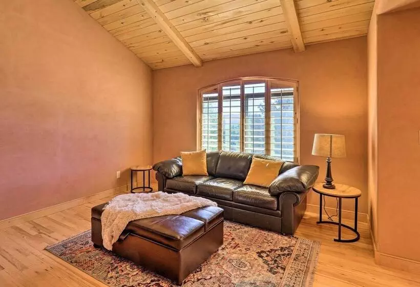 5 Mi To Butte Creek Trail: Prescott Home W/ Deck!