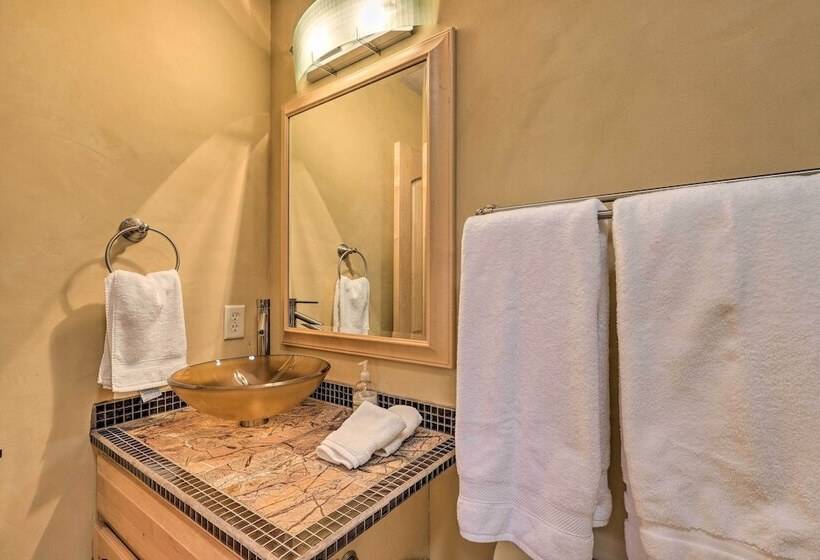 5 Mi To Butte Creek Trail: Prescott Home W/ Deck!