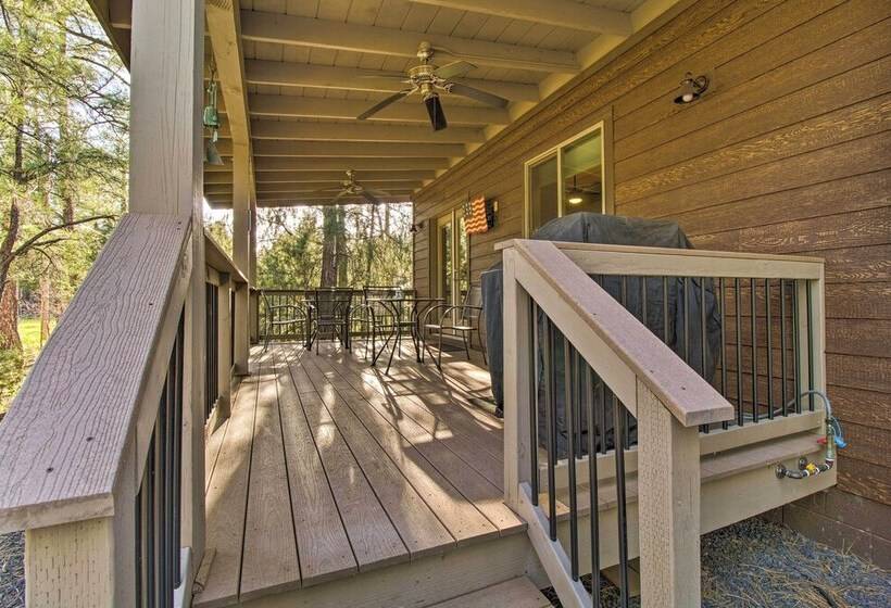 1 Mi To Rainbow Lake: Newly Built & Woodsy Retreat