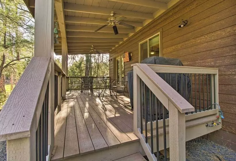 1 Mi To Rainbow Lake: Newly Built & Woodsy Retreat