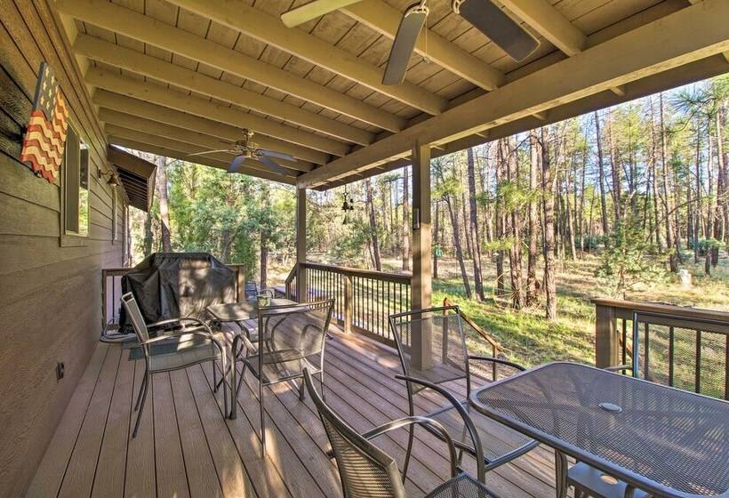 1 Mi To Rainbow Lake: Newly Built & Woodsy Retreat