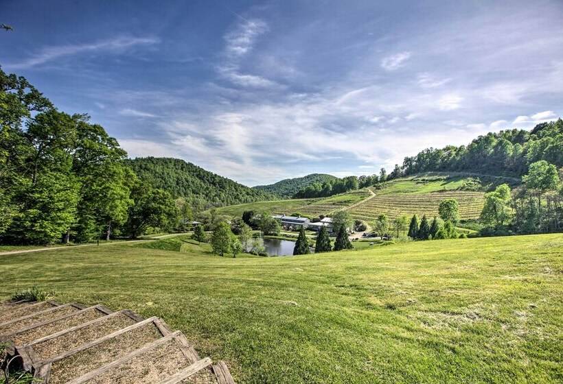 Romantic Log Cabin Escape On Delfosse Winery!