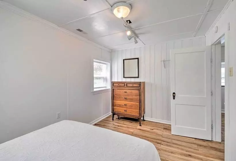 Romantic Waterfront Abode With Patio & Dock!