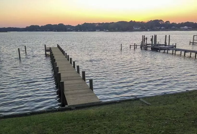 Romantic Waterfront Abode With Patio & Dock!