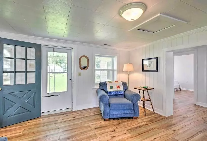 Romantic Waterfront Abode With Patio & Dock!