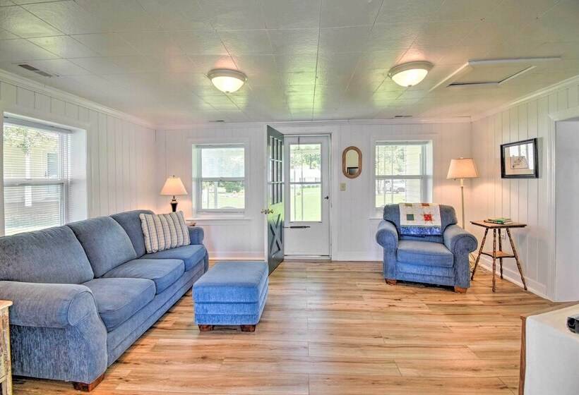 Romantic Waterfront Abode With Patio & Dock!