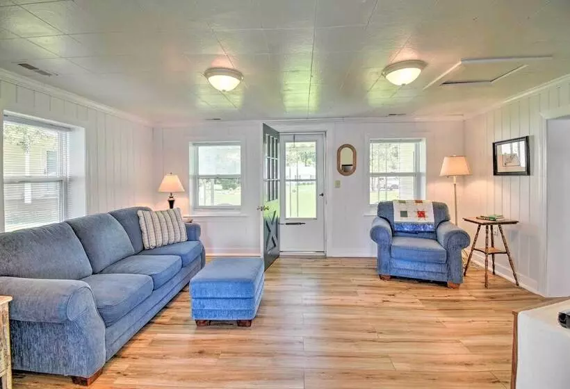 Romantic Waterfront Abode With Patio & Dock!