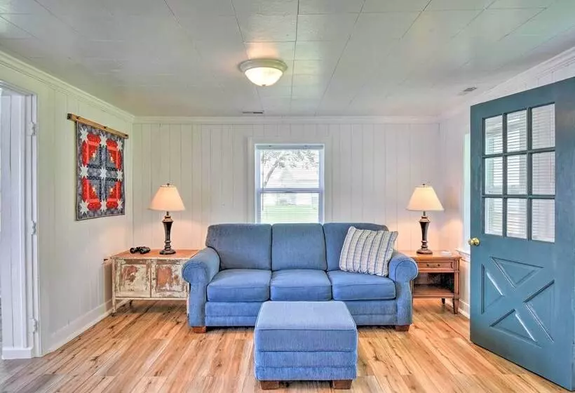 Romantic Waterfront Abode With Patio & Dock!