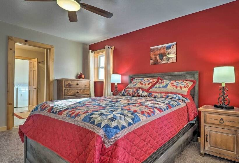 Rural Base Camp For Grand Canyon, Zion & Bryce Np!