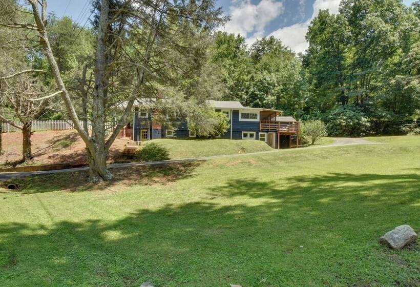 Serene Greenville Cottage: 6 Mi To Paris Mtn!