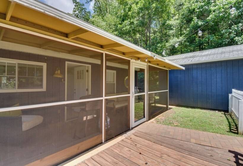 Serene Greenville Cottage: 6 Mi To Paris Mtn!