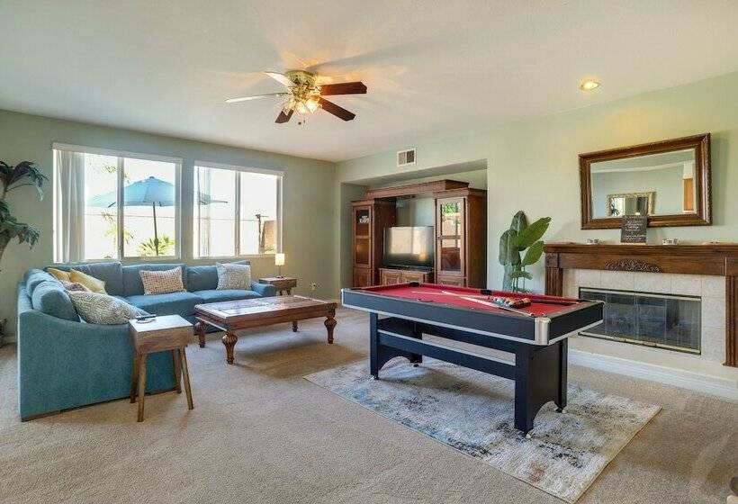 Sunny California Retreat   Pool, Patio & Grill!