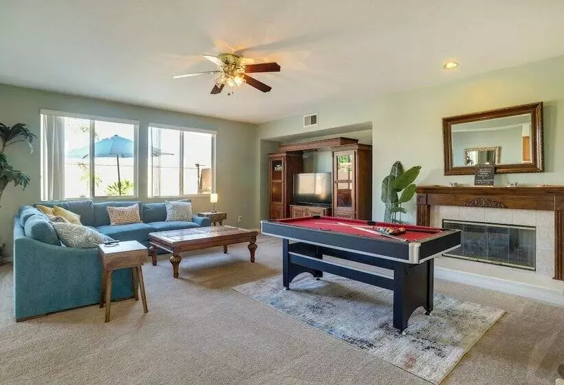 Sunny California Retreat Pool, Patio & Grill!