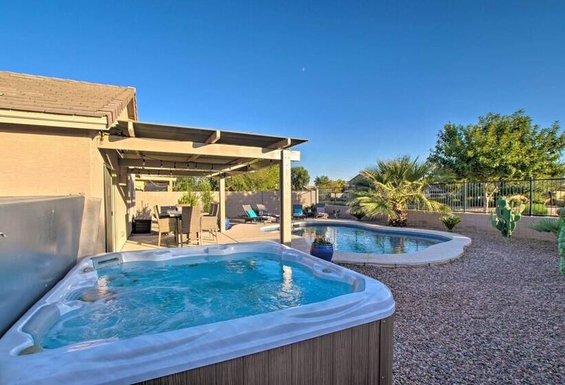 Backyard Oasis: Updated San Tan Valley Escape