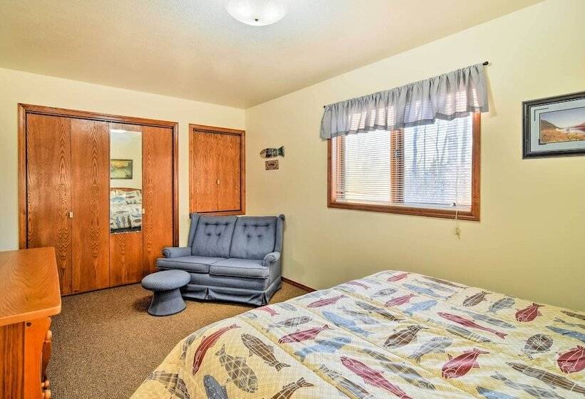 Wasilla Home On Memory Lake W/ Mountain Views!