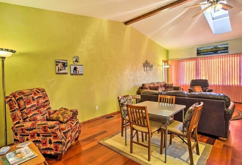 Wasilla Home On Memory Lake W/ Mountain Views!