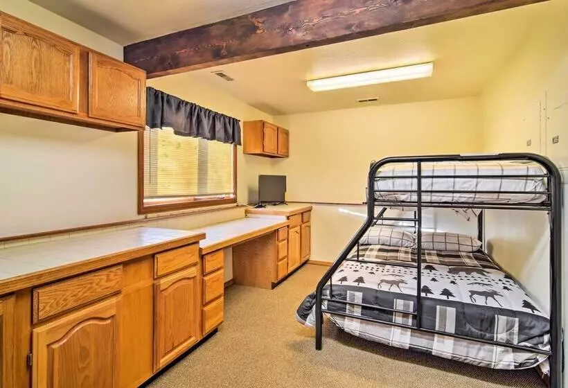 Wasilla Home On Memory Lake W/ Mountain Views!
