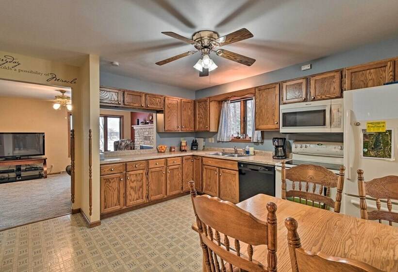 Waterfront Fond Du Lac Home On Deneveu Lake!