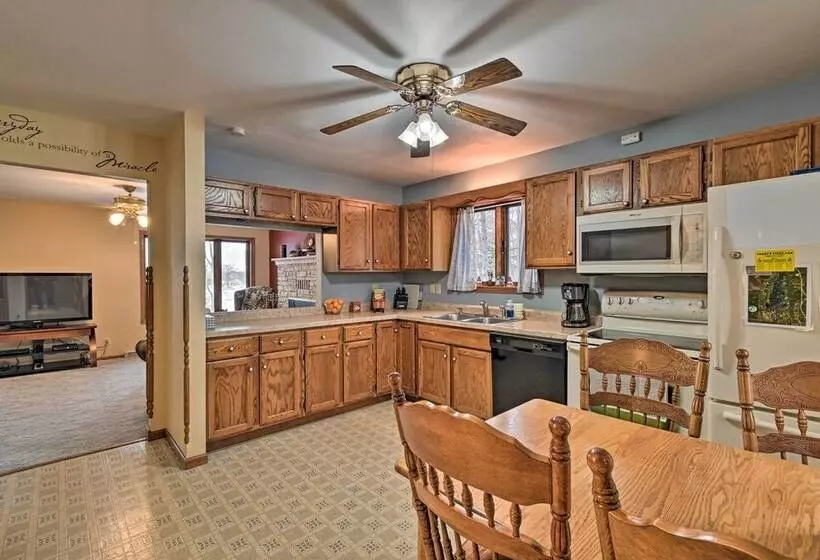 Waterfront Fond Du Lac Home On Deneveu Lake!