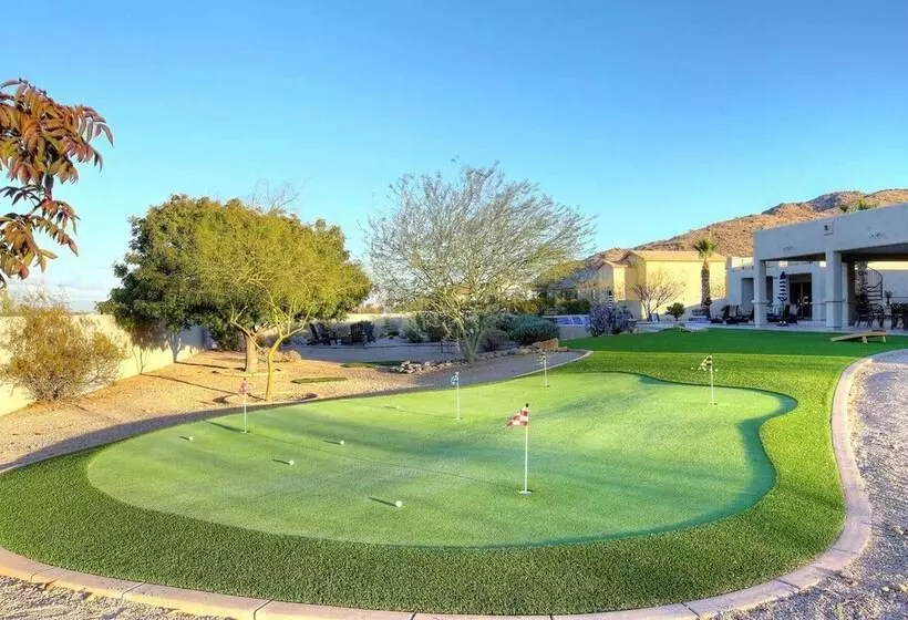 Adobe Arizona Home W/ City & Mountain Views