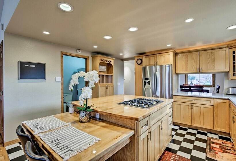 Arvada Home W/ Beautifully Landscaped Yard!