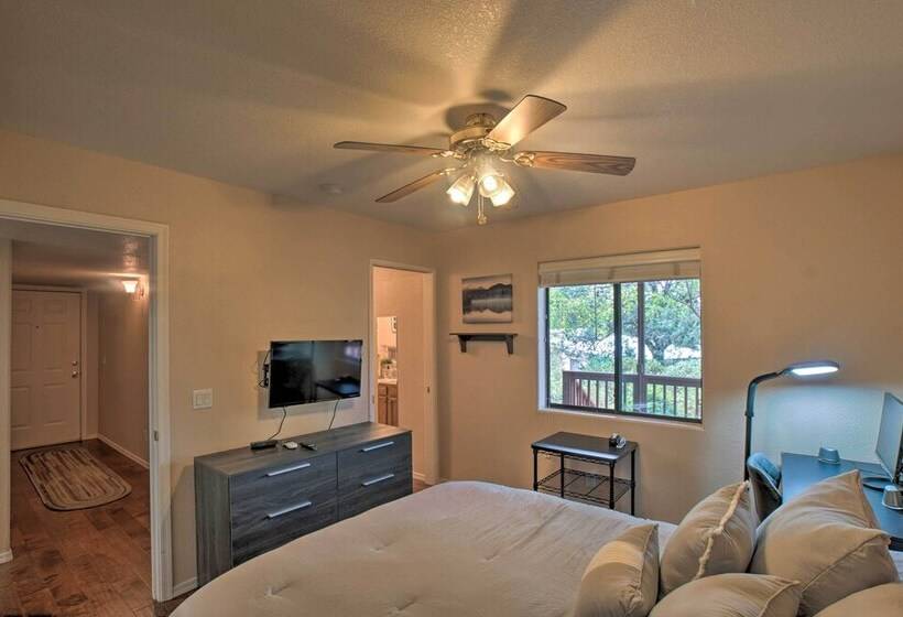 2 Mi To Hiking: Pet Friendly Payson Cabin!