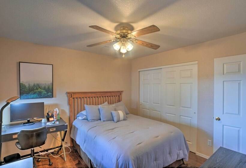 2 Mi To Hiking: Pet Friendly Payson Cabin!