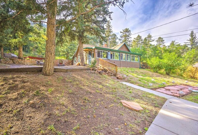 Charming Cascade Cabin ~ 1 Mi To Pikes Peak!