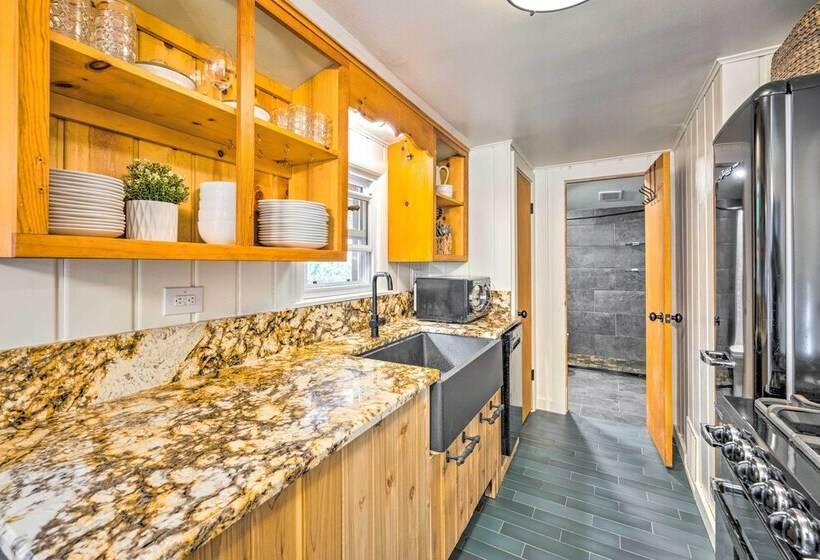 Charming Cascade Cabin ~ 1 Mi To Pikes Peak!