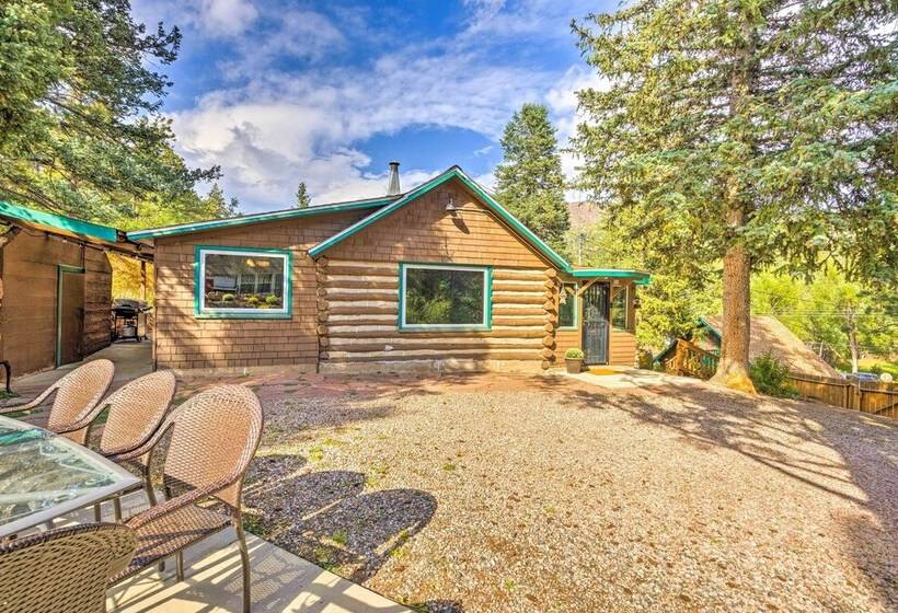 Charming Cascade Cabin ~ 1 Mi To Pikes Peak!