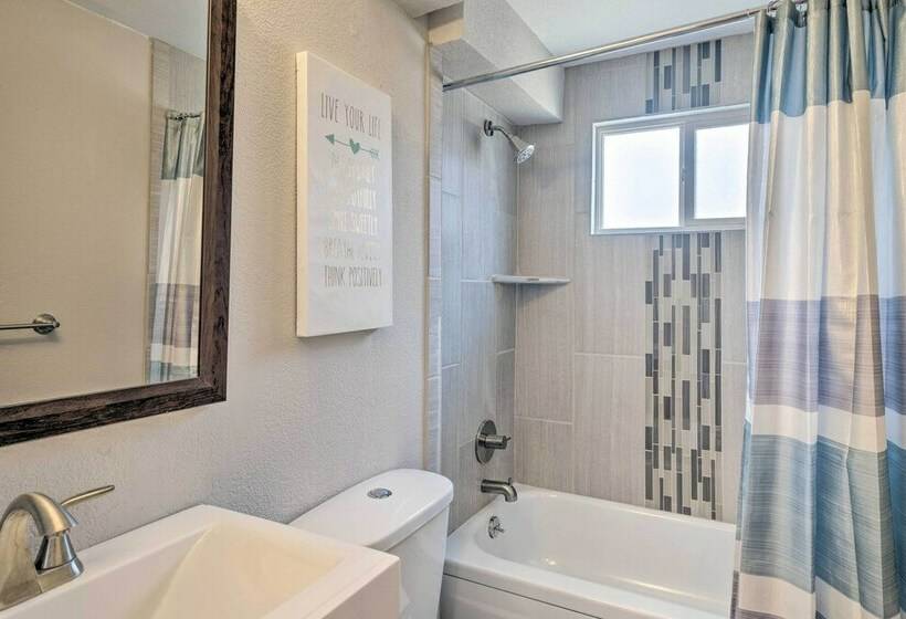 Colorado Springs Home 10 Min To Downtown!