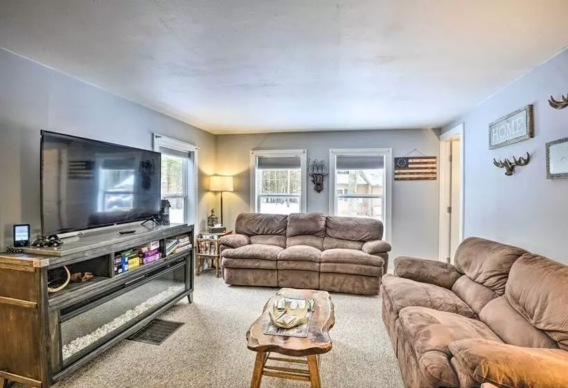 Adirondacks Cabin: Fish, Hunt & Hike!