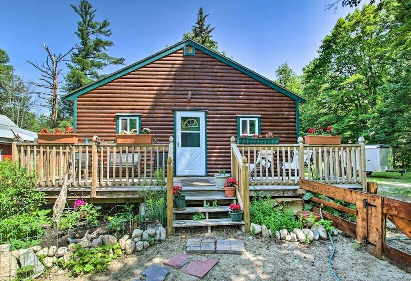 Cozy Cabin Retreat ~ 2 Mi To White Mountain Skiing