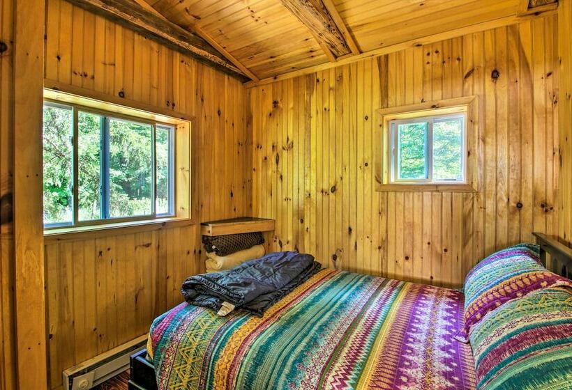 Cozy Cabin Retreat ~ 2 Mi To White Mountain Skiing