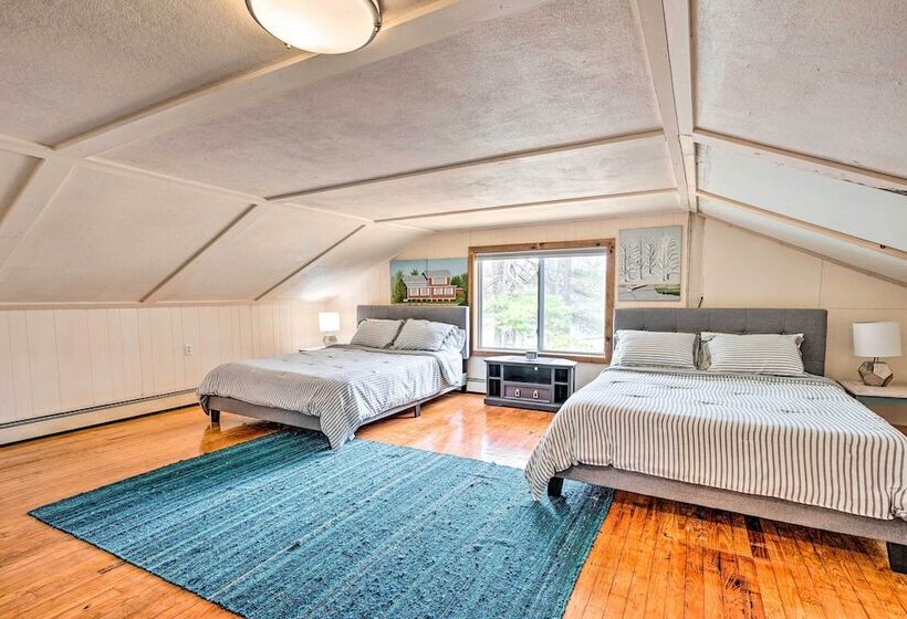 Cozy Castleton Cabin With Fire Pit + Water Access!