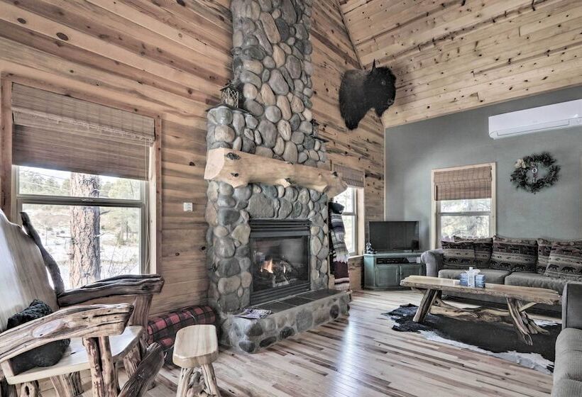 Cozy Heber Overgaard Cabin W/ Fire Pit, Game Room!