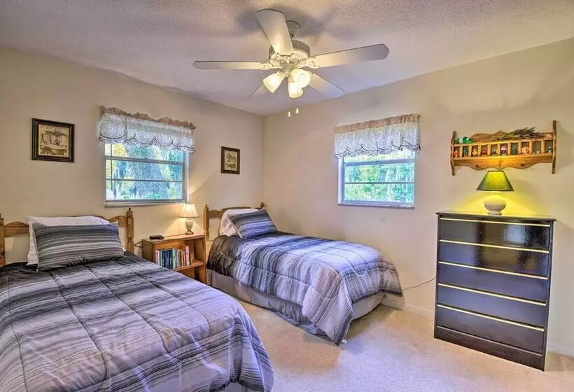 Daytona Area Home ~ 3 Mi To Beach: Swim & Explore!