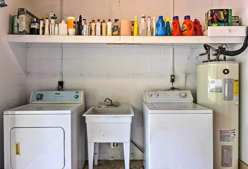 Daytona Area Home ~ 3 Mi To Beach: Swim & Explore!