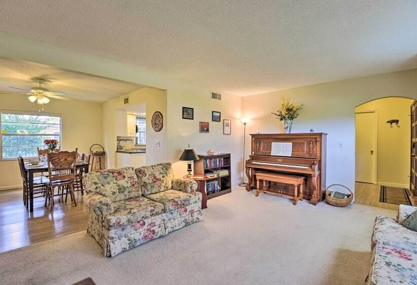 Daytona Area Home ~ 3 Mi To Beach: Swim & Explore!