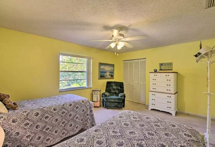 Daytona Area Home ~ 3 Mi To Beach: Swim & Explore!