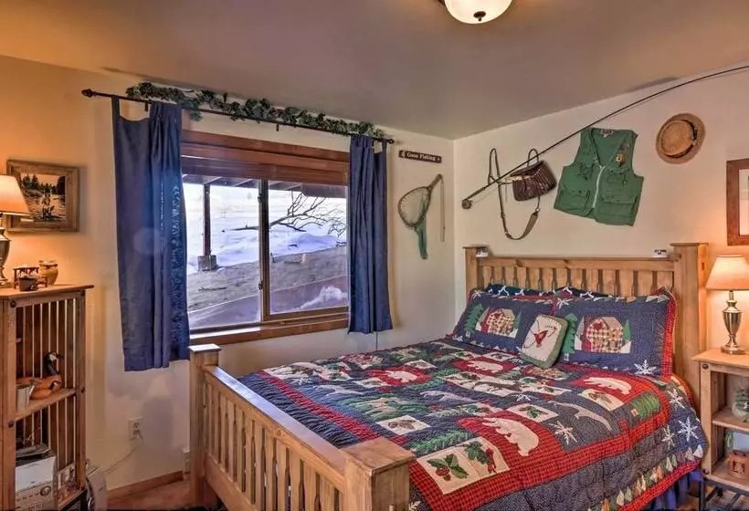 Fairplay Cabin W/ Mtn View ~ 4 Mi To Platte River!