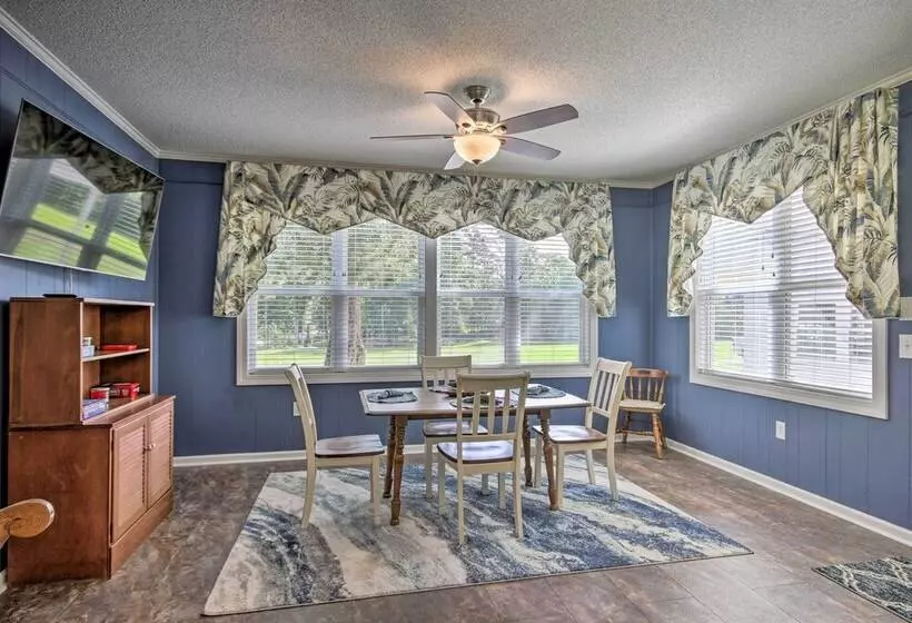 Family Home W/ Fire Pit, 2 Mi To Lake Access