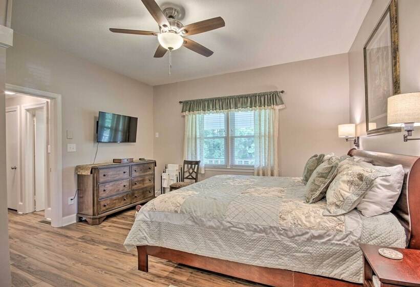 Family Home W/ Fire Pit, 2 Mi To Lake Access