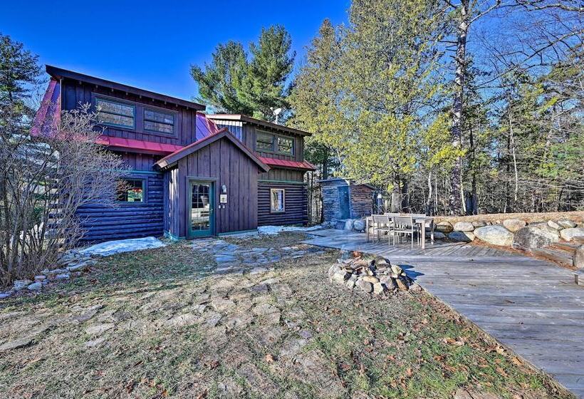 Log Cabin In Wilmington W/ Hot Tub Near Skiing!